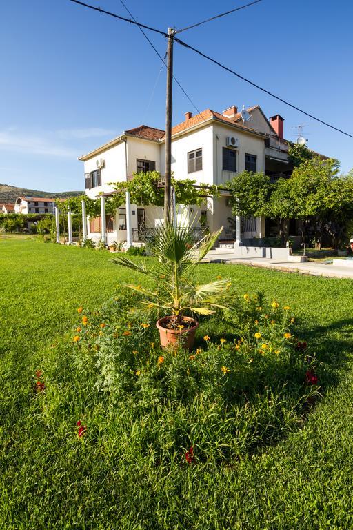 Apartments Svilan Трогир Экстерьер фото