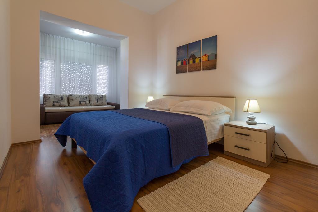 Apartments Svilan Трогир Экстерьер фото